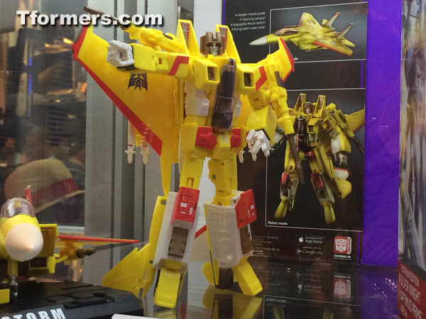 Sdcc 2014 Transformers Hasbro Booth 2  (38 of 73)